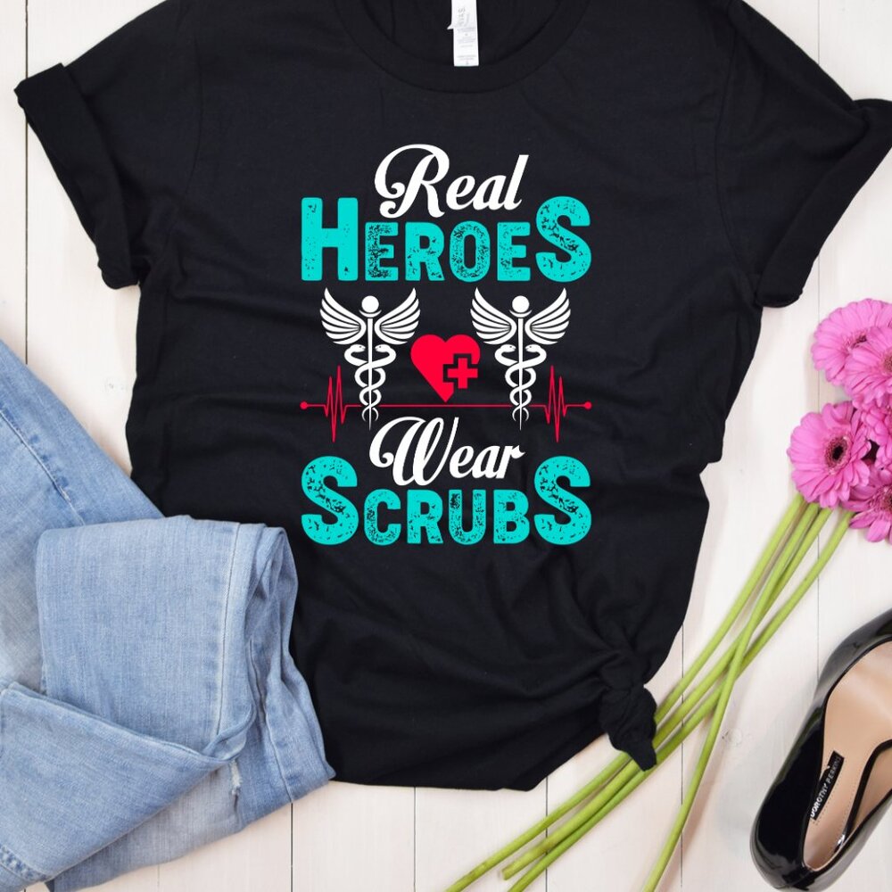 REAL HEREOS WEAR SCRUBS GRAPHIC TEE